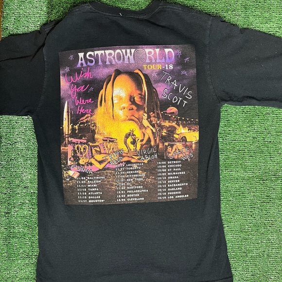Travis Scott Astroworld Long Sleeve Tour Tee (2018) - Picture 2 of 5